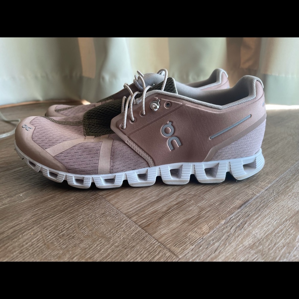 On Cloud Running Shoe